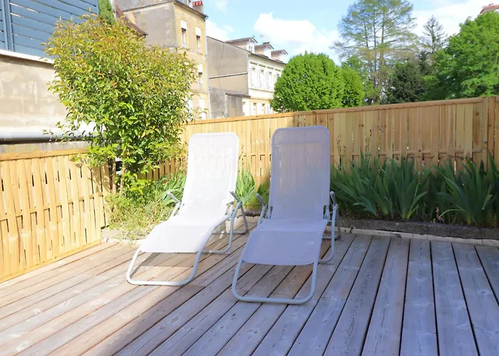 Apartment Terrazza - Hyper Centre, Terrasse & Projecteur Bergerac